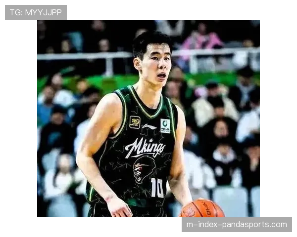 郭昊文成新规受益者 快速转换中场均22.8分领跑本土 郭昊文成新规受益者 快速转换中场均22.8分领跑本土